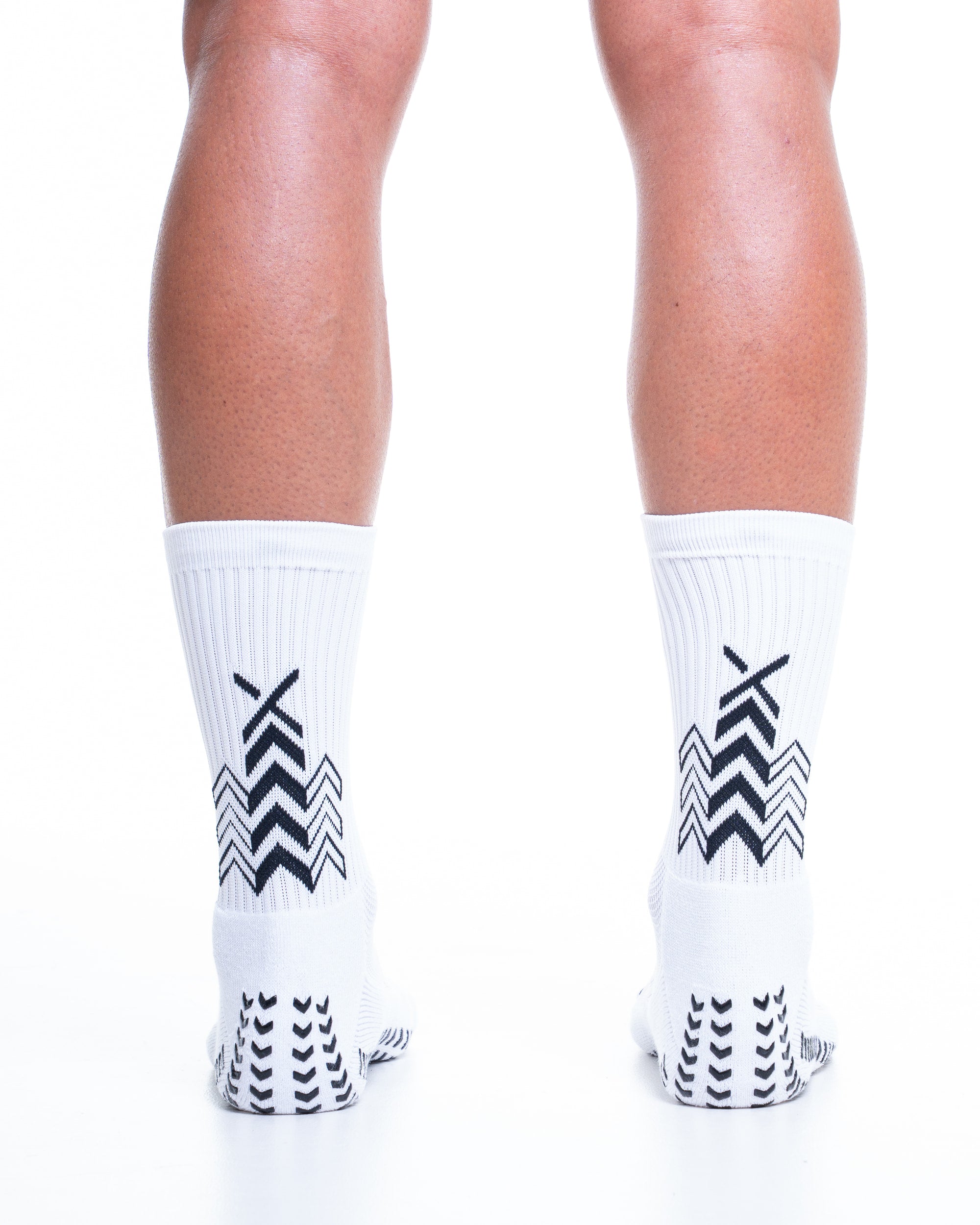 Weiße SOXPro Classic getragen, Rückansicht mit Grip an Ferse und Sohle